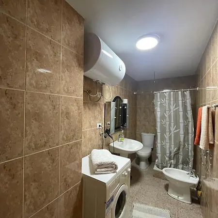 Cosy, Centrally-located Flat Apartamento